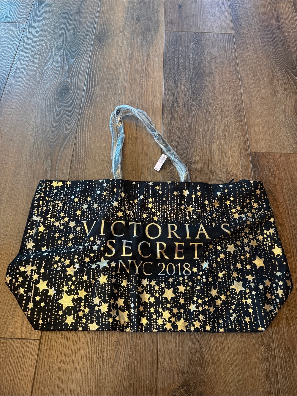 New Victoria's Secret Black and Gold Star Print Tote